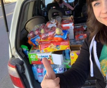 Community food donation pickup